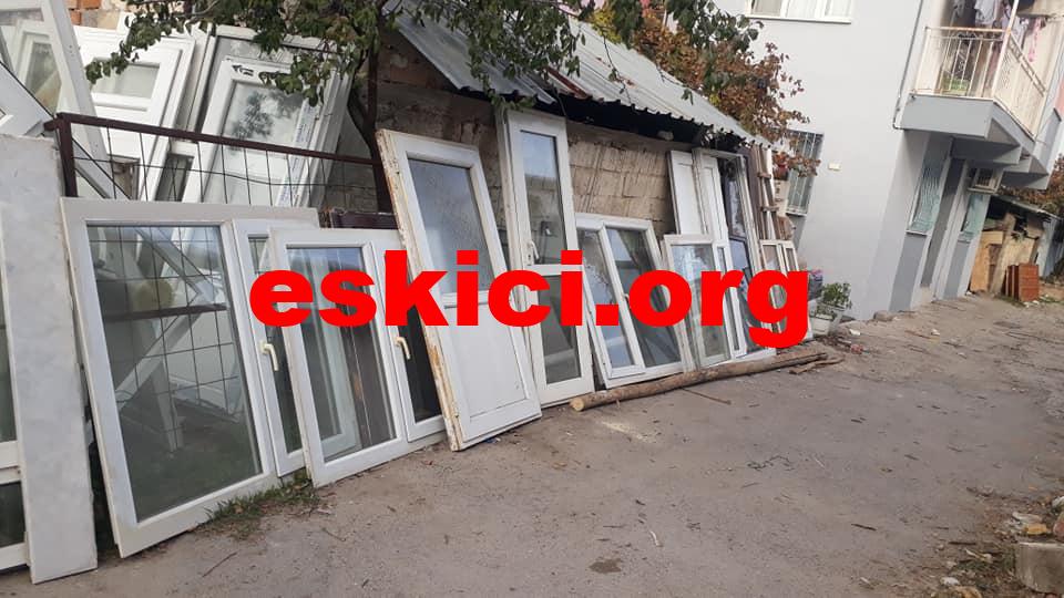 Ucuz çıkma pencereler