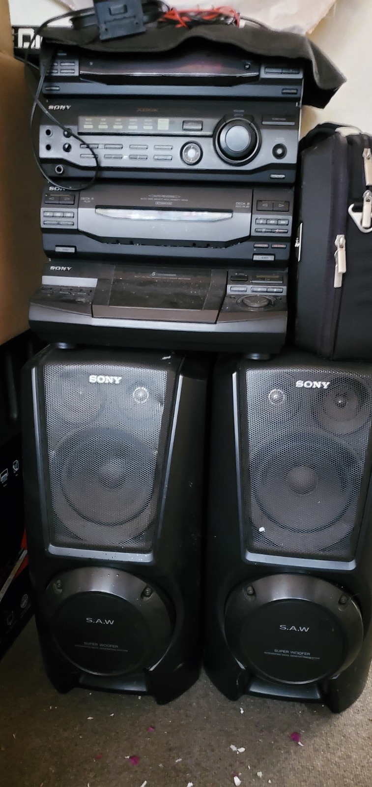 Temiz sony müzik seti ve harika bir ekolayzer