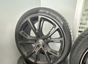 Çıkma 235/45/20 takım jant lastik