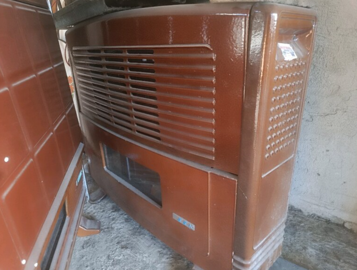 İkinci el kuzine soba boruları tam eksiksiz döküm soba 2 ECA odun komur sobasi 2