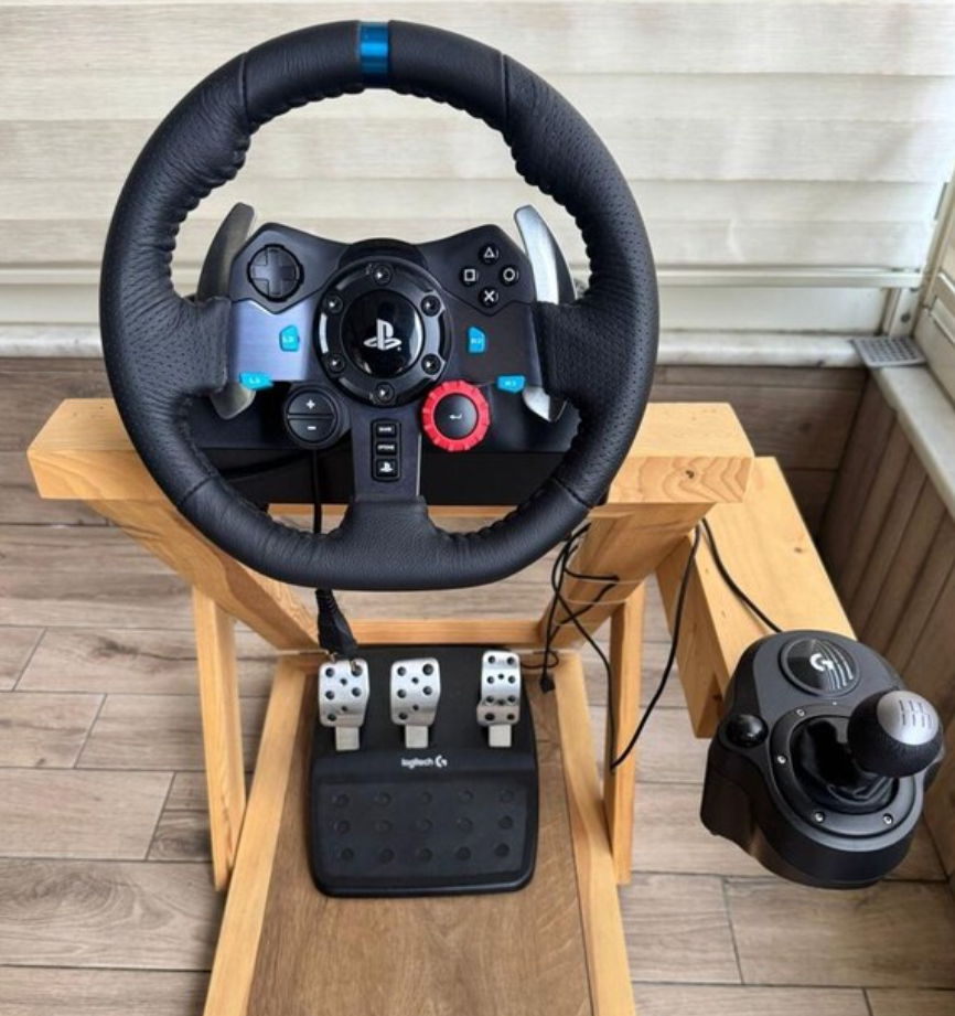 Logitech G29 oyun direksiyonu vites ve ozel uretim sehpa 1